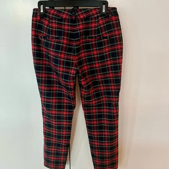 Zara Red and Black Plaid Cropped Pants - Picture 2 of 2
